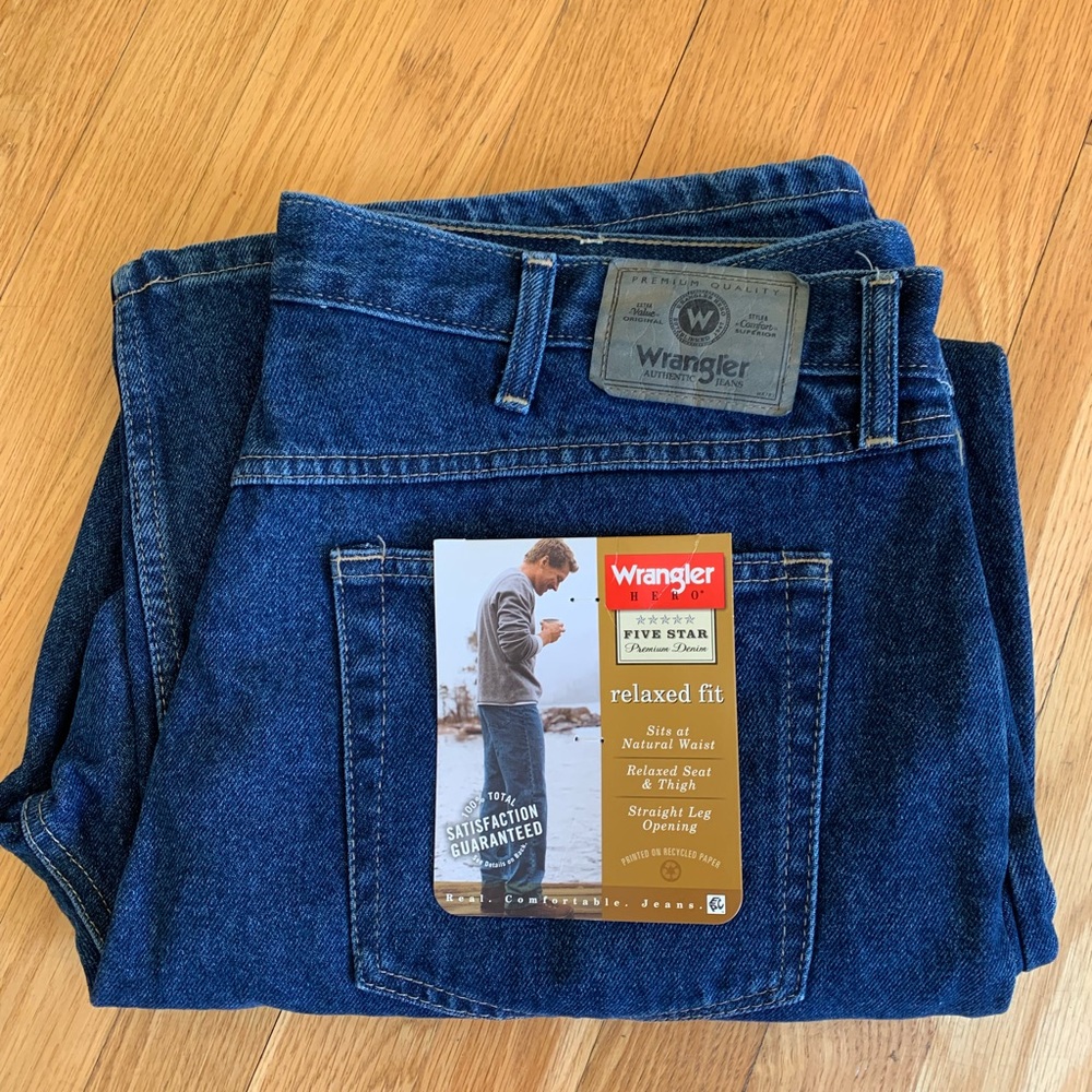 NWT Wrangler Five Star Premium Denim Jeans.  Size 38x30